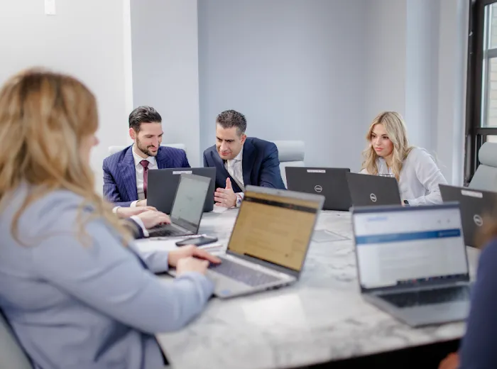 Mizrahi Kroub LLP 4