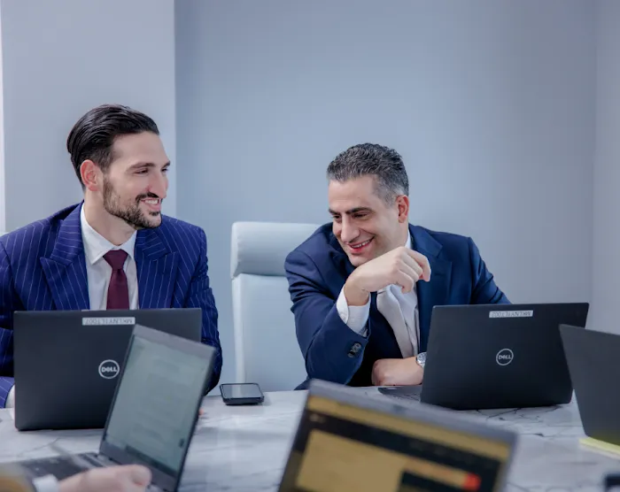 Mizrahi Kroub LLP 4