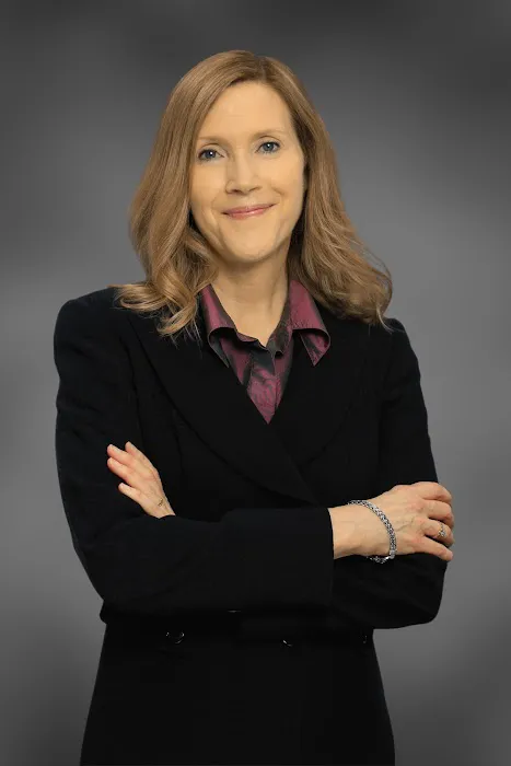 Beth Appelsmith Law 5