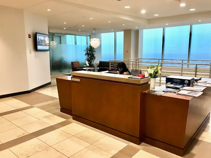 Taft Stettinius & Hollister LLP 5