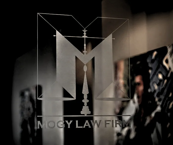 Mogy Law 5