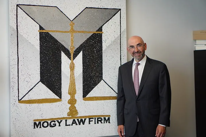 Mogy Law 5