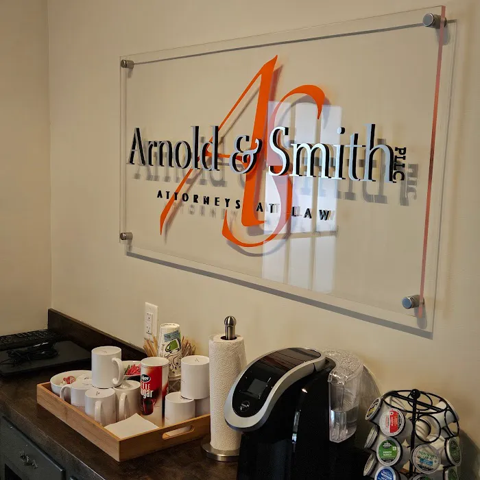 Arnold & Smith PLLC 4