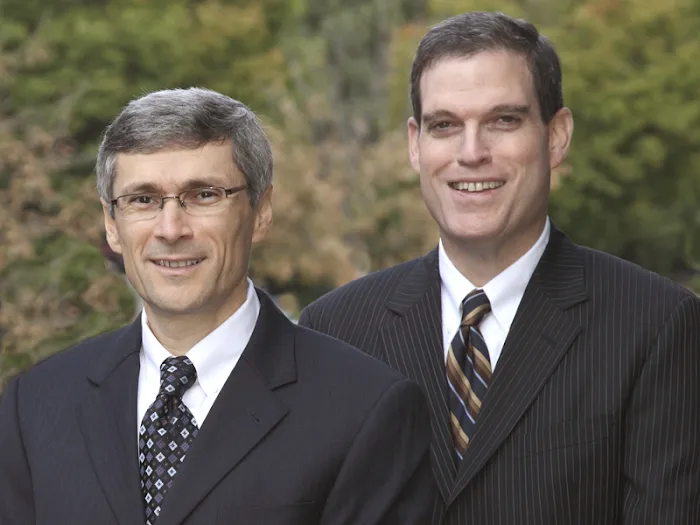 Lebowitz & Mzhen Personal Injury Lawyers 4