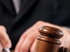 Do Lawyers Pass the Bar? Understanding the Path to Legal Practice