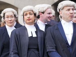 Do Lawyers in England Wear Wigs? Exploring the Tradition and Modern Practice