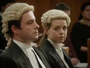 Do English Lawyers Still Wear Wigs? Exploring Tradition and Modern Practice