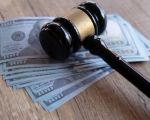 How Much Do Lawyers Earn a Week? Insights into Weekly Earnings and Career Factors