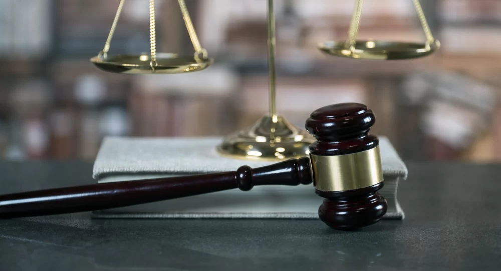 Clear Guide to Understanding Pari Passu Clauses and Their Legal Impact
