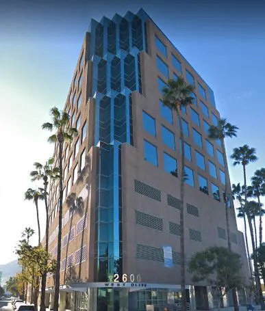 LA LAW CENTER, PC 4
