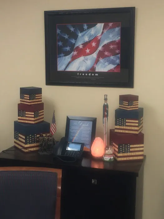 LA LAW CENTER, PC 4