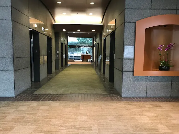 California Criminal Defense Center / 800 D.U.I. KING 5