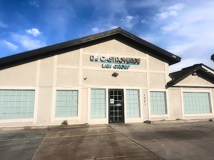 De Castroverde Law Group Criminal & Immigration 5