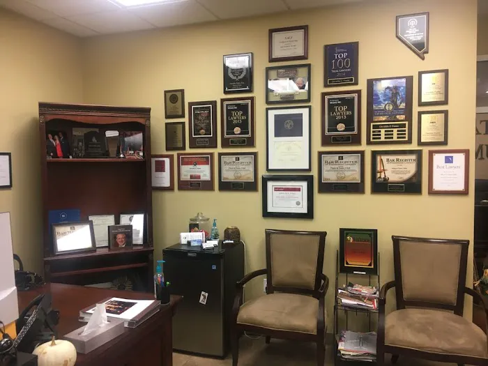 Osvaldo Fumo Law Office 5