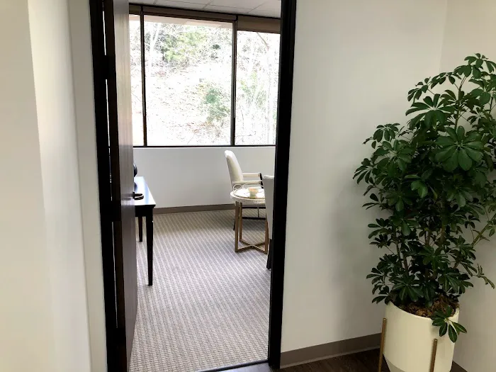 Law Offices of Stephanie L. Mahdavi 4