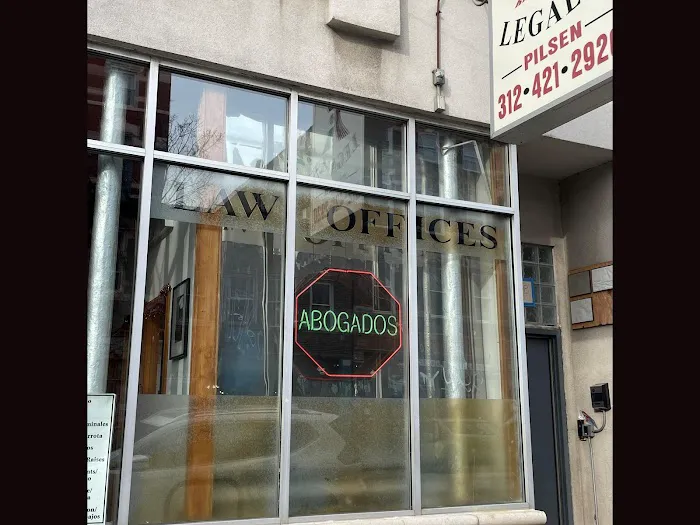 Servicios Legales Abogados Chicago 5