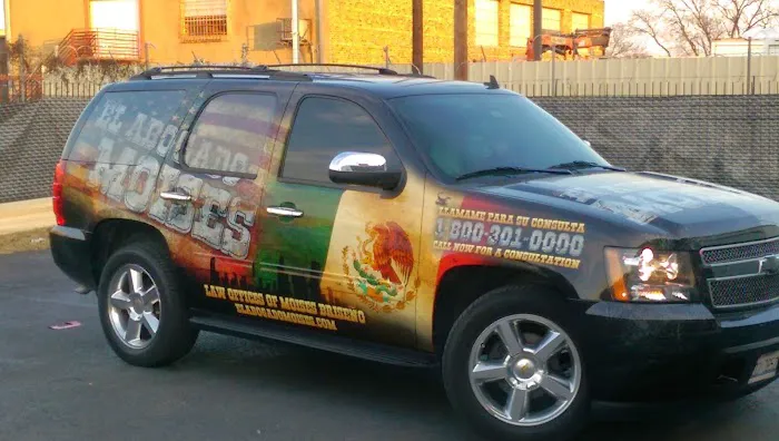 El Abogado-Attorney Moises Briseño Accidents DUI Criminal Immigration 4