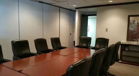 Francis Law Center - Immigration Lawyer/ Abogados de Inmigración Jae Francis 4