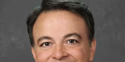 Foley & Lardner LLP: Frank E. Pasquesi