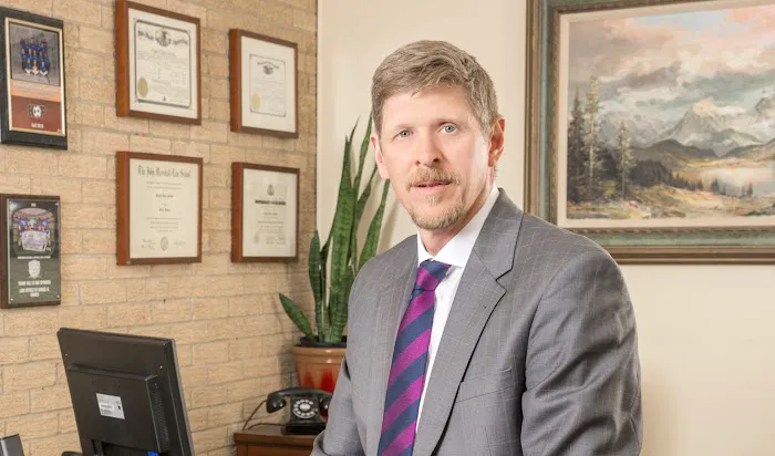 Law Office Of Daniel D. Hinich 4