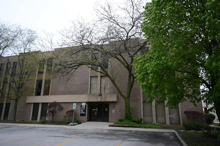 Law Office Of Daniel D. Hinich 4