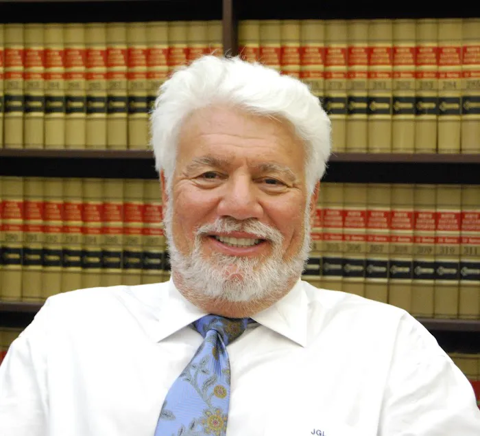 Law Offices of Chadwick and Lakerdas 5