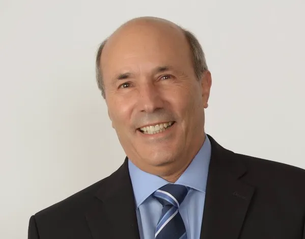 Robert H Wilson, Attorney 4