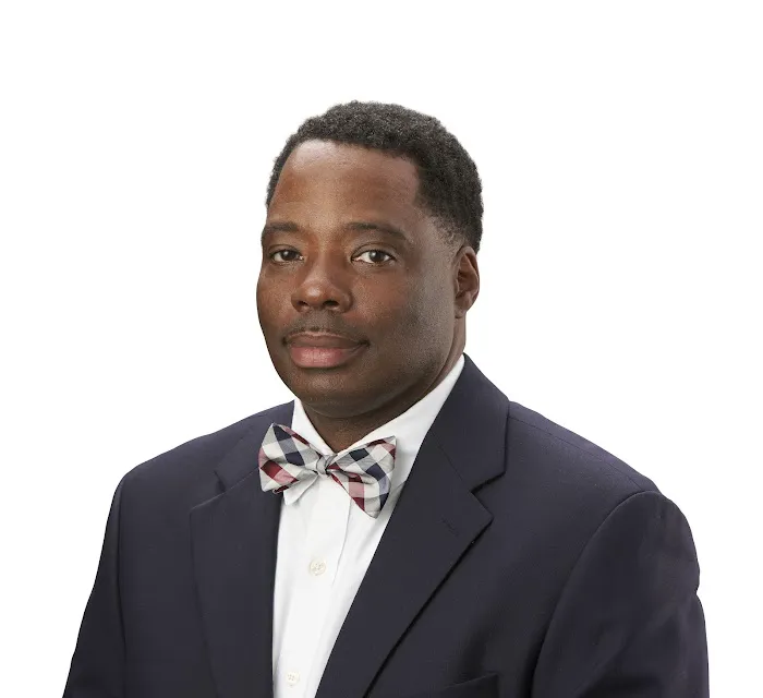 V. Van Johnson III 5