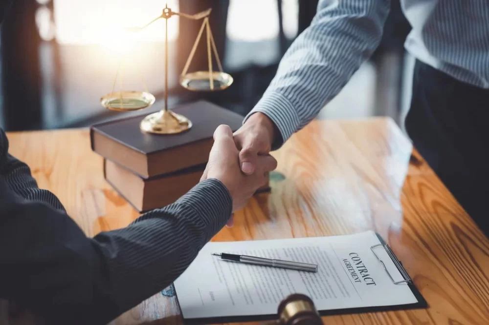 Administrative and Government Law Contract Agreement Template: Key Elements and Usage