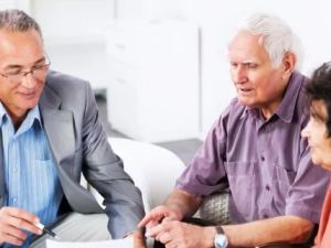 How Much Do Lawyers Charge to Set Up a Trust?