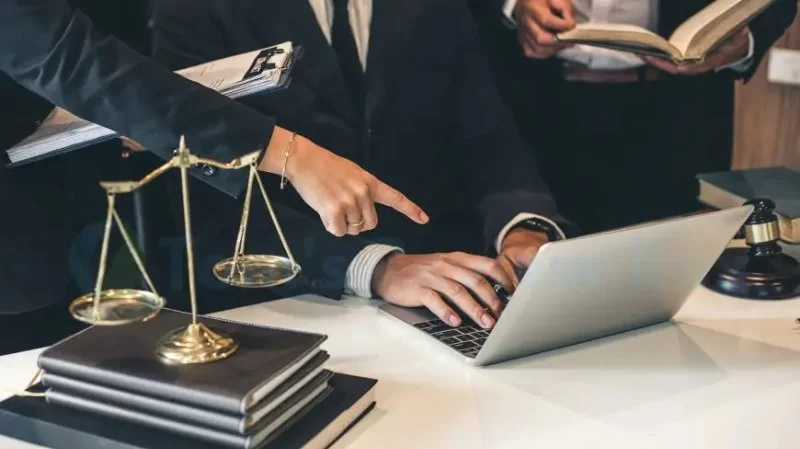 What Tools Do Lawyers Use – Essential Legal Software & Technology Explained