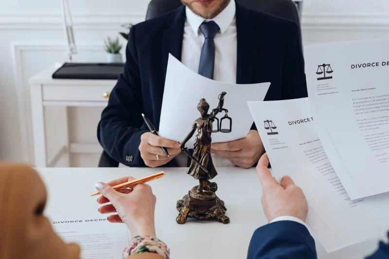 How Much Does Lawyers Make in the U.S. | ESPLawyers