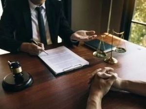 Do Lawyers Have to Do Pro Bono Work? Understanding Obligations and Realities