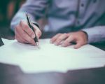 How Many Hours Do Lawyers Work?