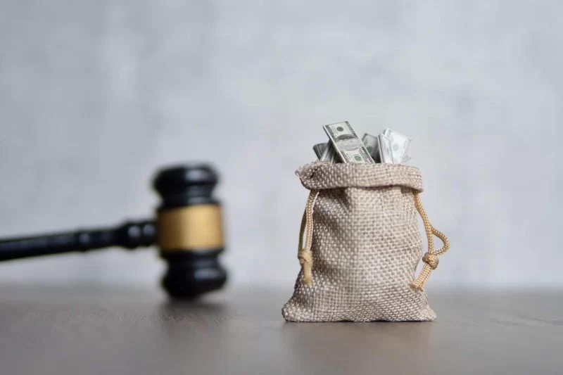 How Expensive Are Lawyers? Understanding Legal Fees and Value | ESPLawyers