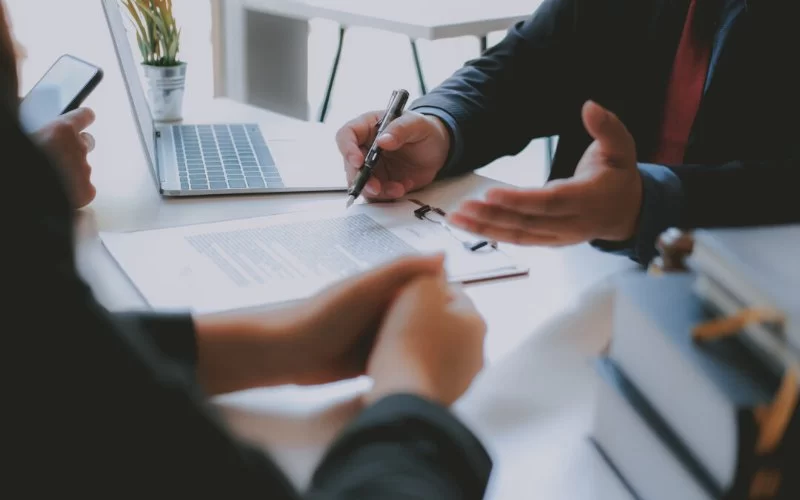 Legal Advice for Buying a Franchise: Expert Tips and Guidance