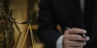 What Is the Major for Lawyers? Understanding the Best Pre-Law Paths