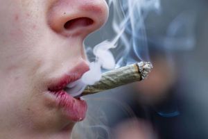 Can Lawyers Smoke Weed? Legal and Ethical Considerations