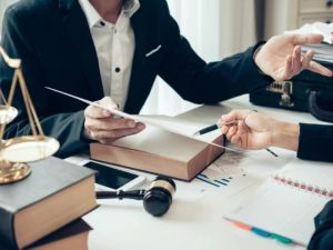 Do Lawyers Do Free Consultations? What You Should Know