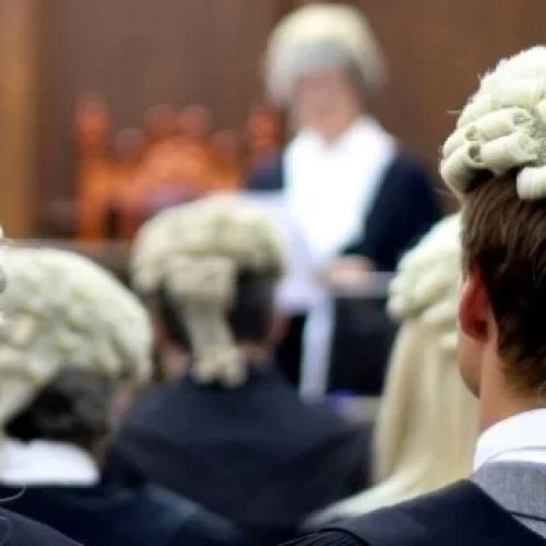 Do British Lawyers Still Wear Wigs? Tradition Explained
