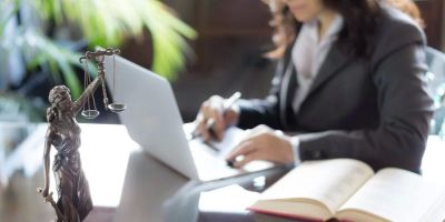 What Does an Estate Planning Lawyer Do?