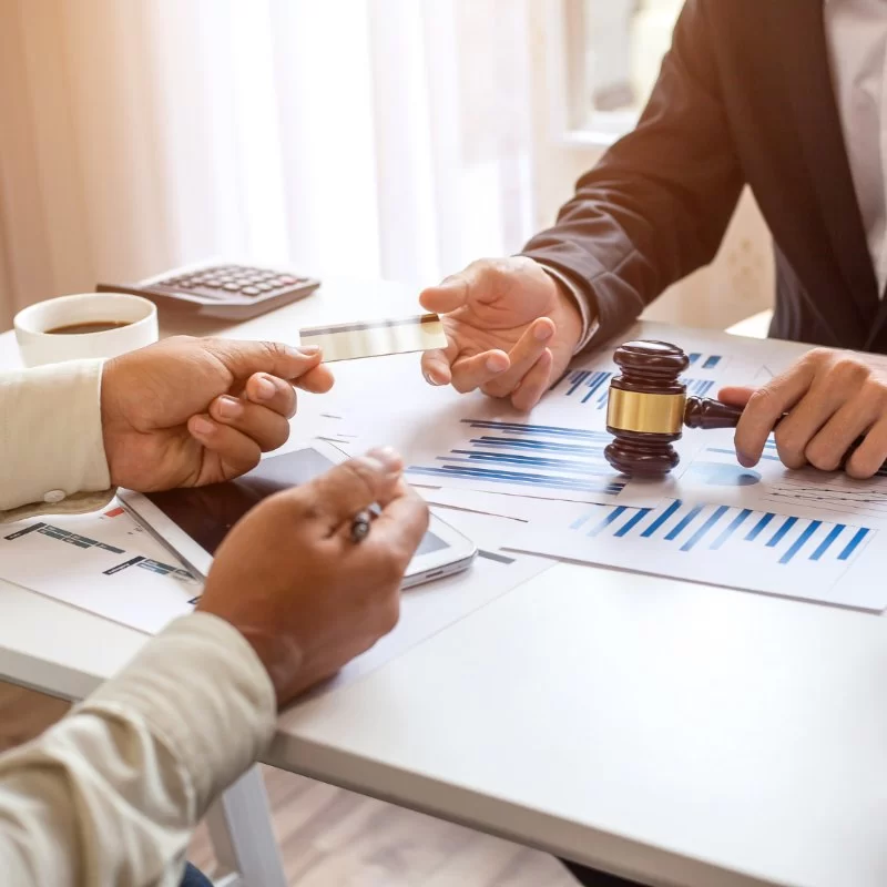 How Much Do Injury Lawyers Charge? Understanding Legal Fees