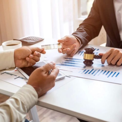 How Much Do Injury Lawyers Charge? Understanding Legal Fees