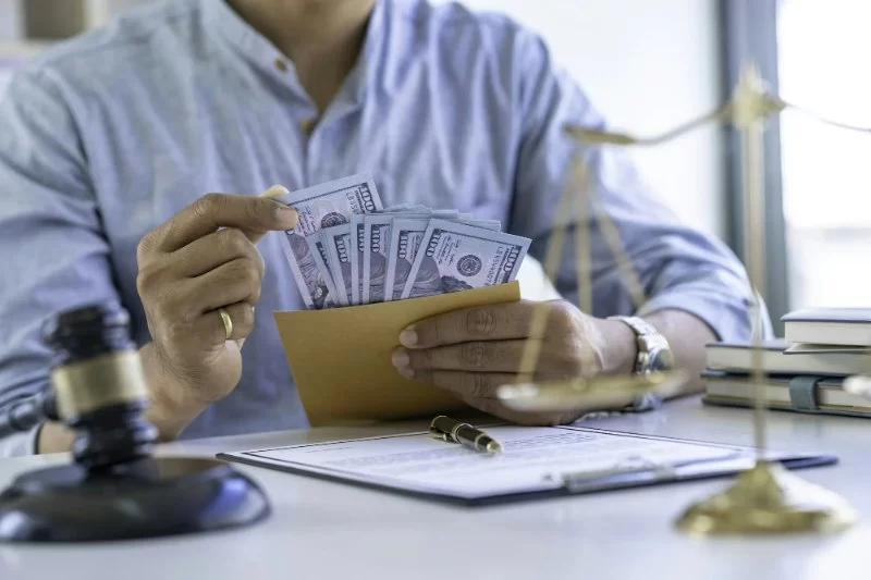 How Much Do Lawyers Charge for Personal Injury Cases?