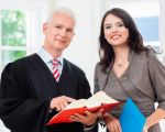 The Role of a Paralegal vs. a Lawyer