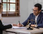 Do Lawyers Have Malpractice Insurance? Why It’s Crucial for Legal Protection