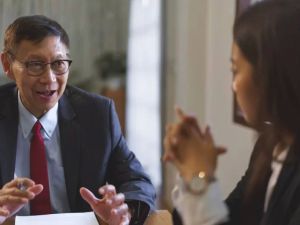 The Role of a Paralegal vs. a Lawyer: Understanding the Differences in Legal Roles