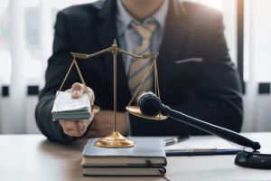 How Much Do Lawyers Usually Take from a Settlement?