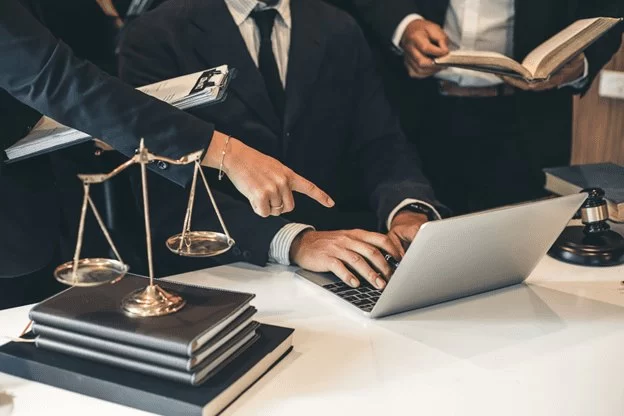 Do Lawyers Work Weekends? Understanding Legal Weekend Schedules