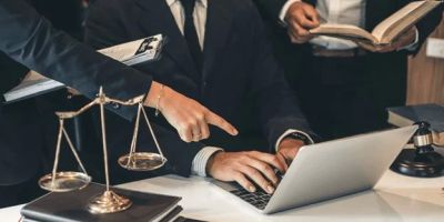Do Lawyers Work Weekends? Understanding Legal Weekend Schedules
